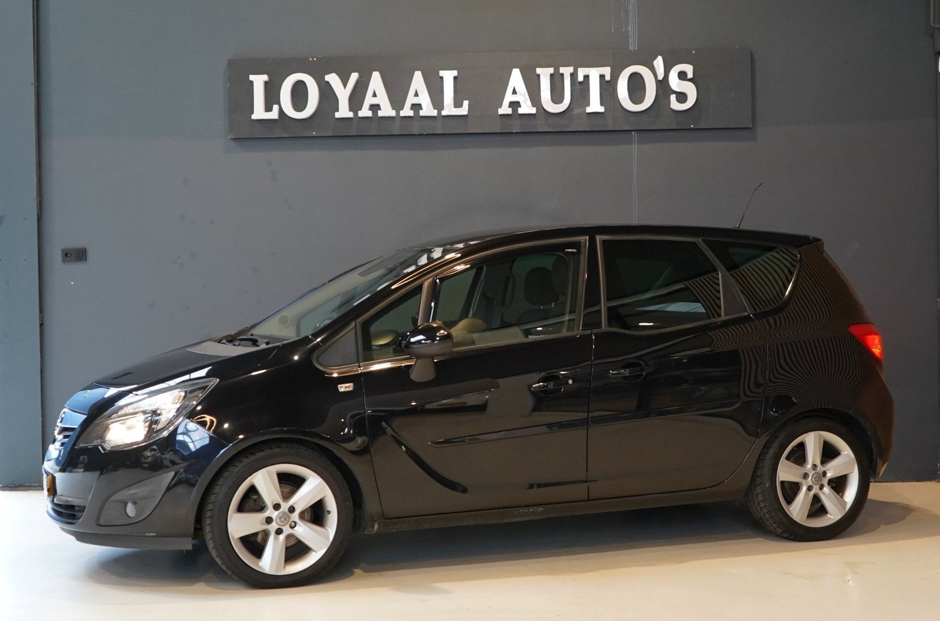 Opel Meriva 1.4 Turbo Color Edition | AIRCO | CRUISE | PDC |, Voorwielaandrijving, Euro 5, Gebruikt, 680 kg