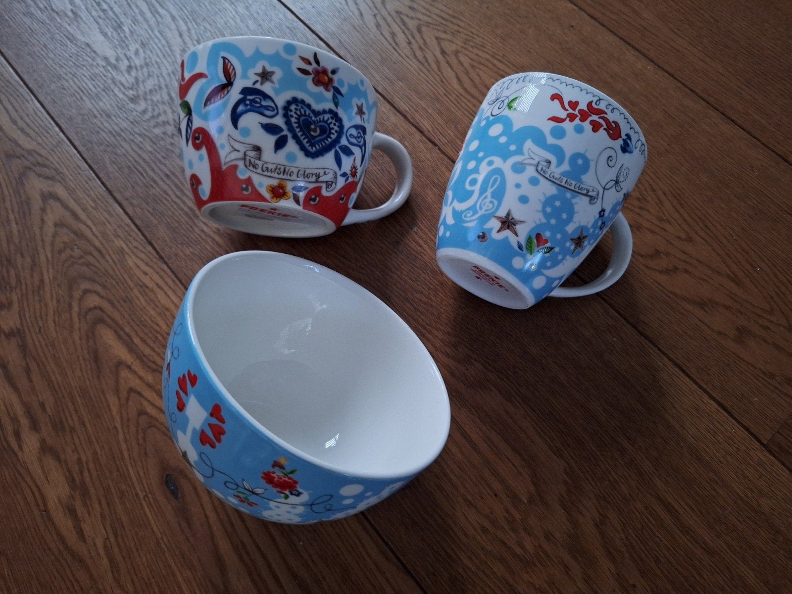 Poekie servies: mok, theekop en schaaltje. Als nieuw!, Ophalen of Verzenden, Zo goed als nieuw, Overige stijlen, Kop(pen) en/of Schotel(s)