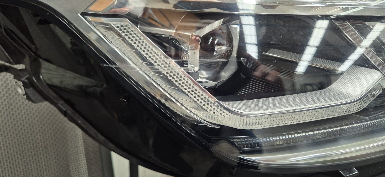 koplamp Volkswagen Tiguan 2021/2024 rechts, Ophalen of Verzenden, Volkswagen