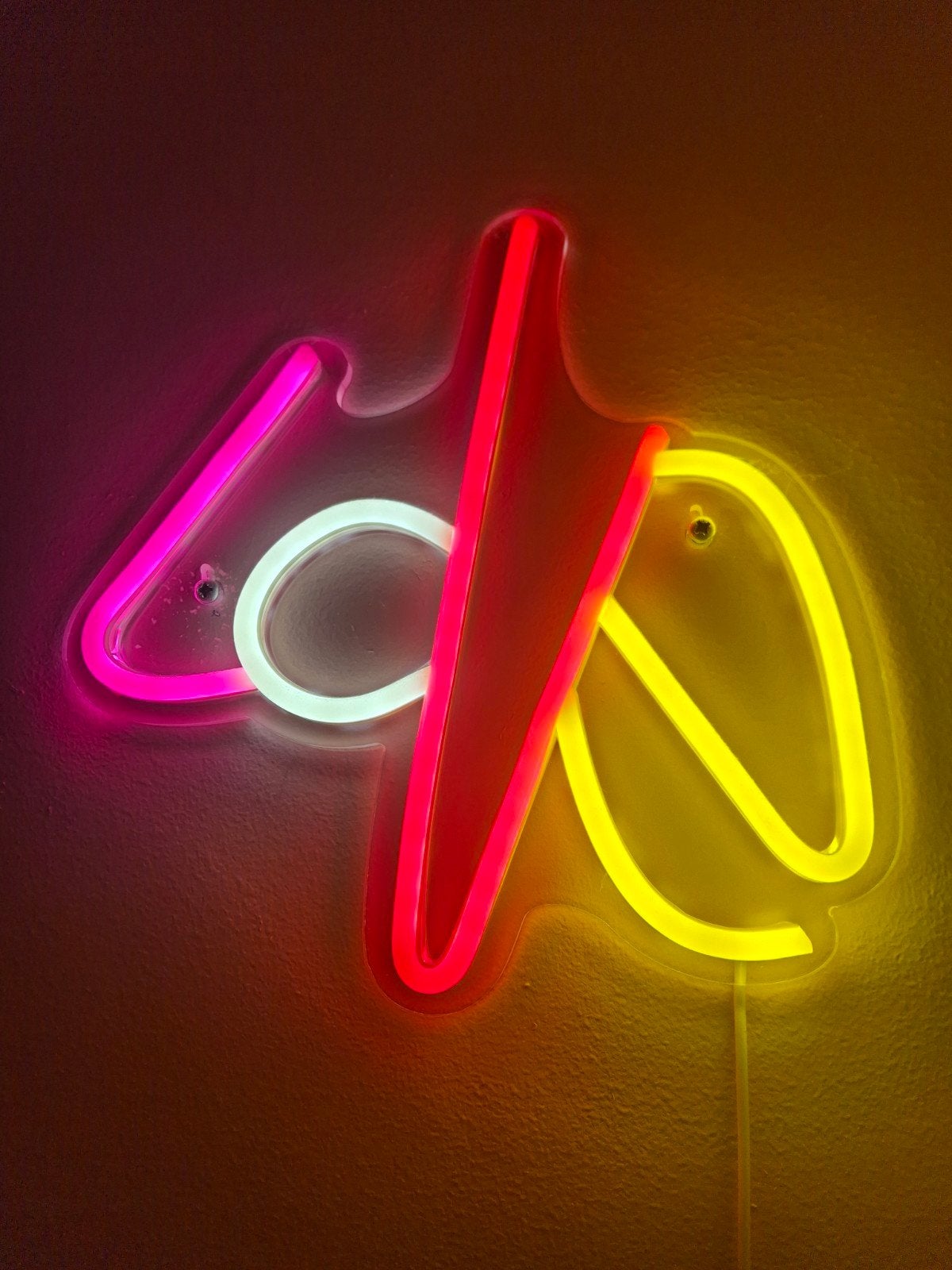Neon lamp 'Love' - Sfeervolle LED-verlichting, Huis en Inrichting, Met schakelaar, Overige merken, Kunststof, Meerkleurig