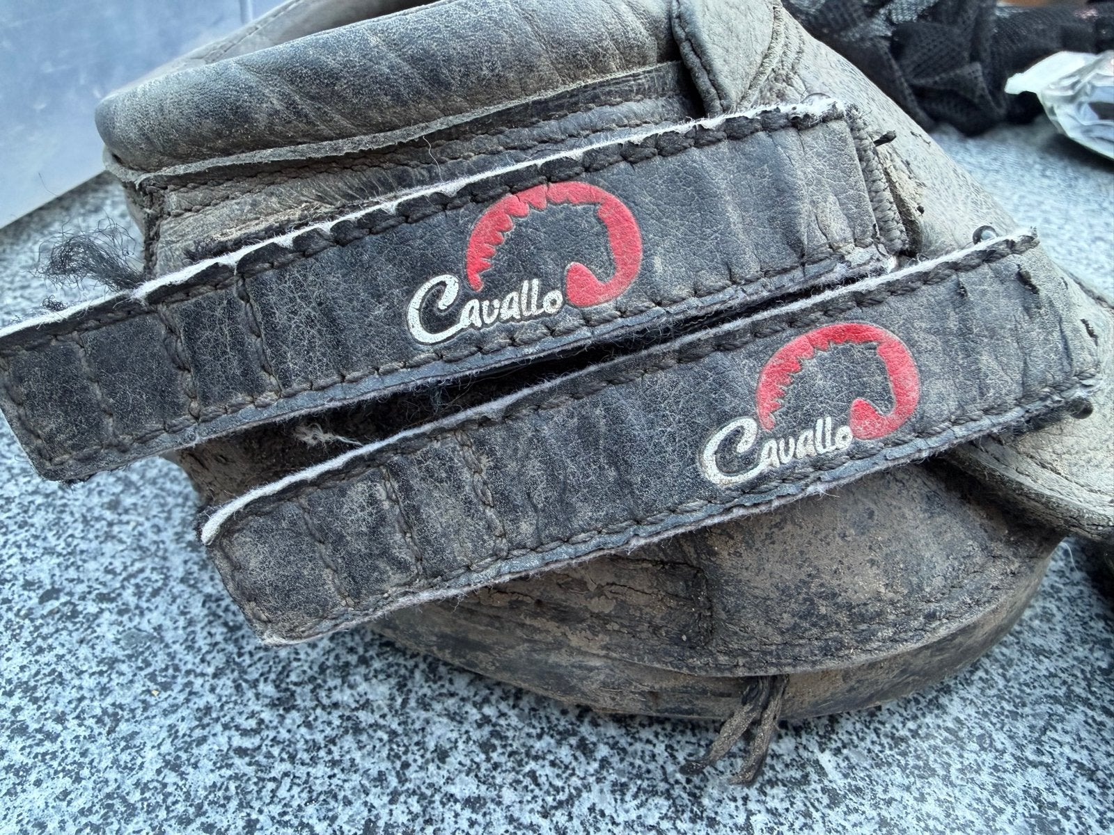 Twee hoefschoenen Cavallo maat 7  hoeflengte van 158–165 mm., Ophalen of Verzenden, Gebruikt