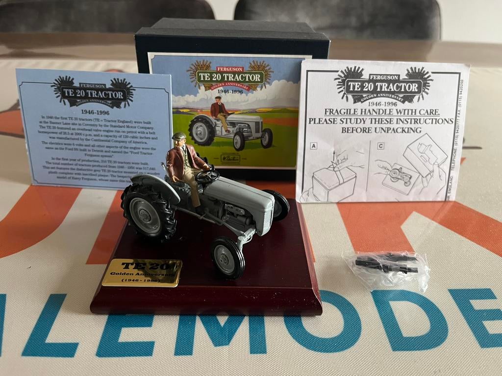 Ferguson TE 20 tractor Britains 8711, Ophalen of Verzenden, Zo goed als nieuw, Tractor of Landbouw, Britains