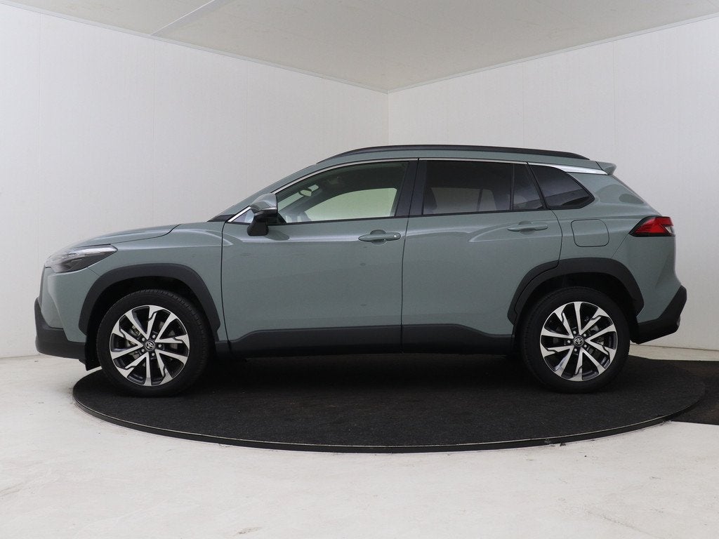 Toyota Corolla Cross Hybrid 200 Dynamic (bj 2025, automaat), Auto's, Toyota, 12 maanden, Stof, 4 cilinders, 1415 kg