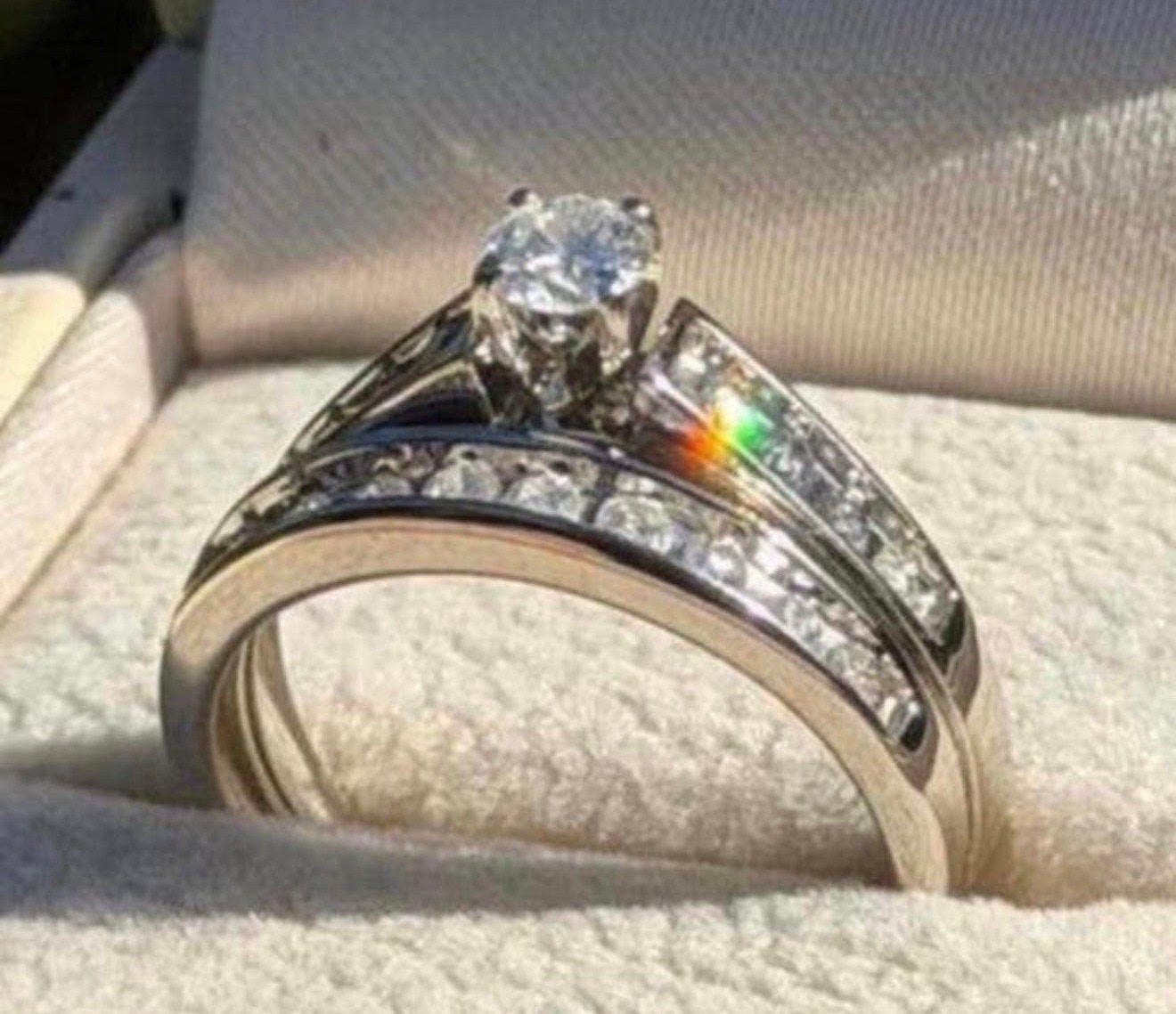 Witgouden ring met 20 natuurlijke diamanten en certificaat!, Nieuw, Ophalen of Verzenden, Kleiner dan 17, Met edelsteen