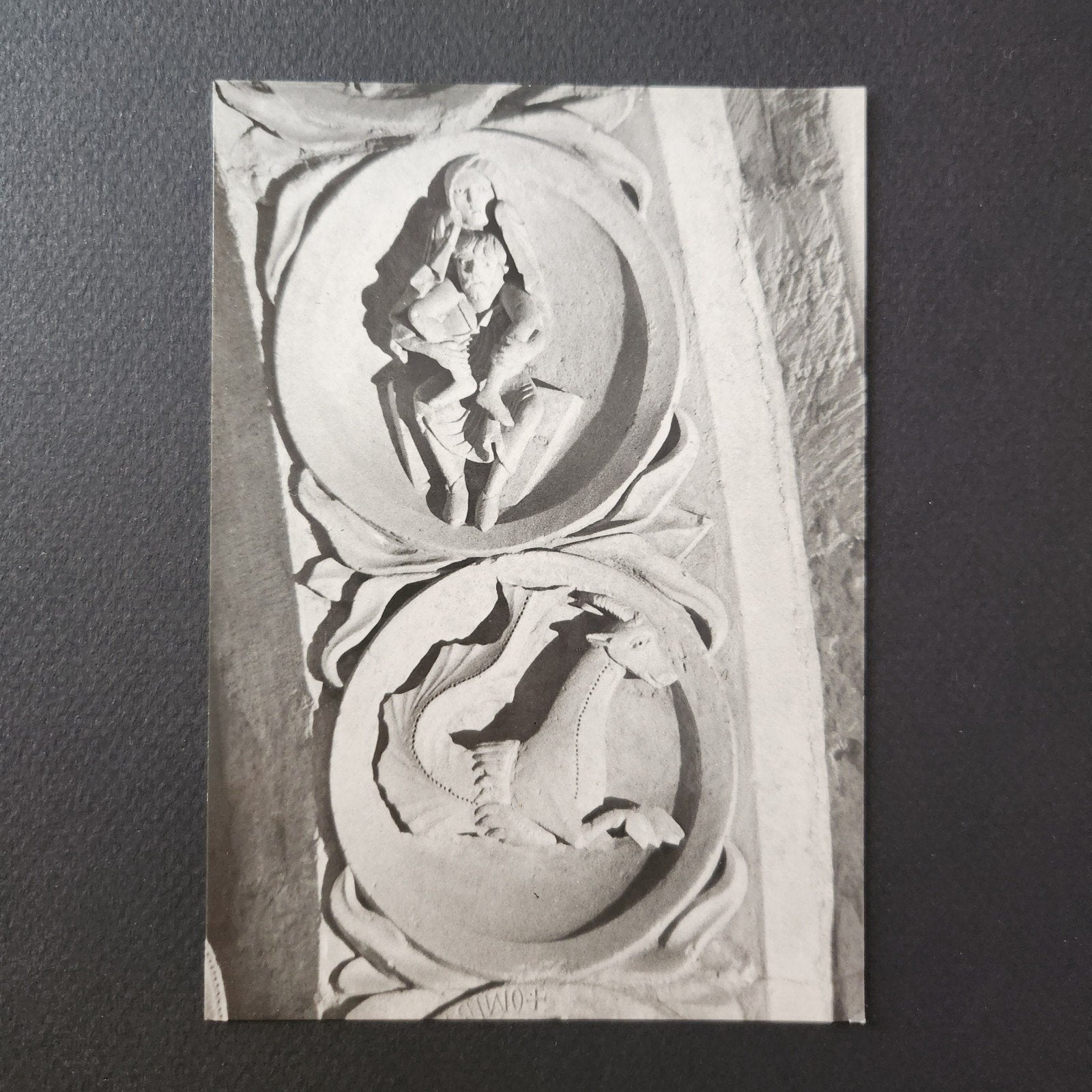 Ansichtkaart zodiac STEENBOK Basilique de Vezelay, Verzenden, 1980 tot heden, Ongelopen, Cultuur en Media
