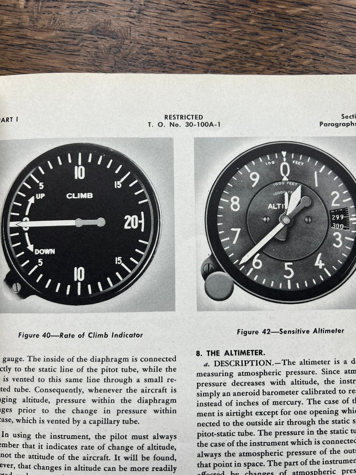 WO2 Amerikaans USAAF piloot handboek vliegen etc, Amerika, Verzenden, Boek of Tijdschrift