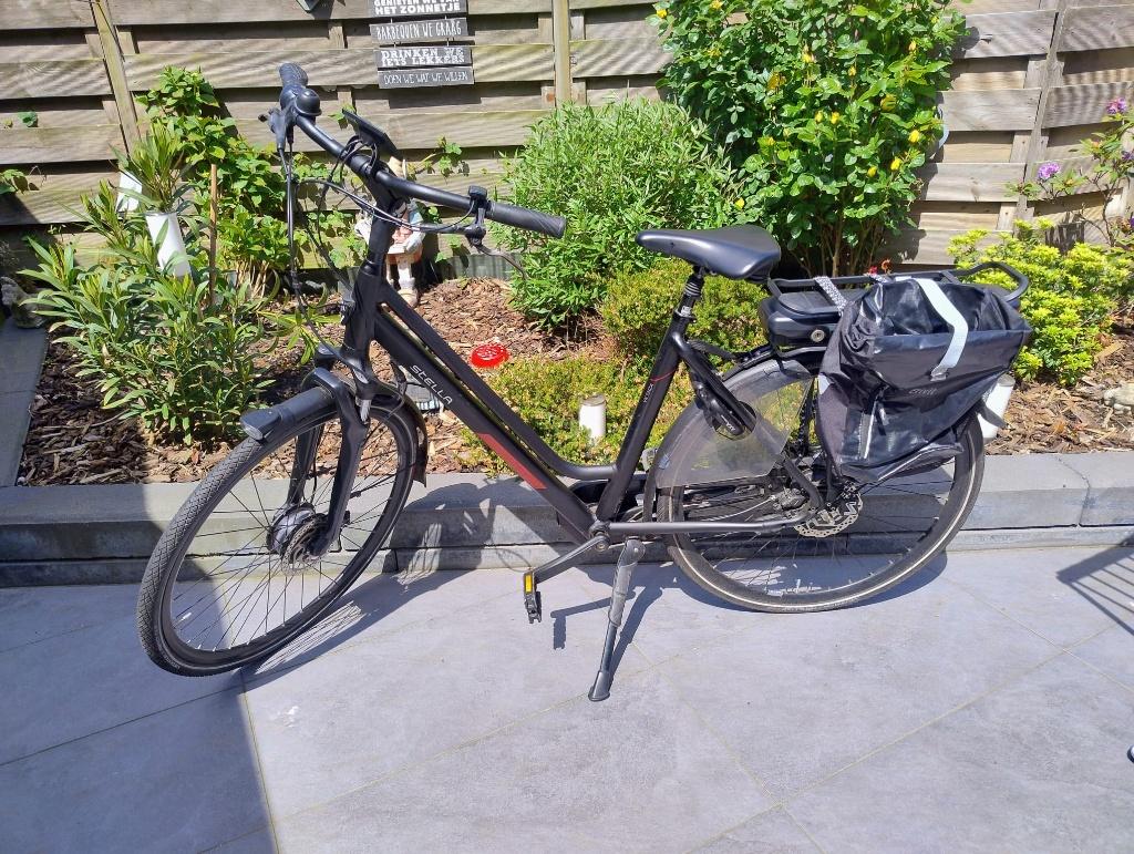 Stella Vicenza Black FDSTe framemaat M e-bike bike fiets, Gebruikt, 51 tot 55 cm, 50 km per accu of meer, Ophalen