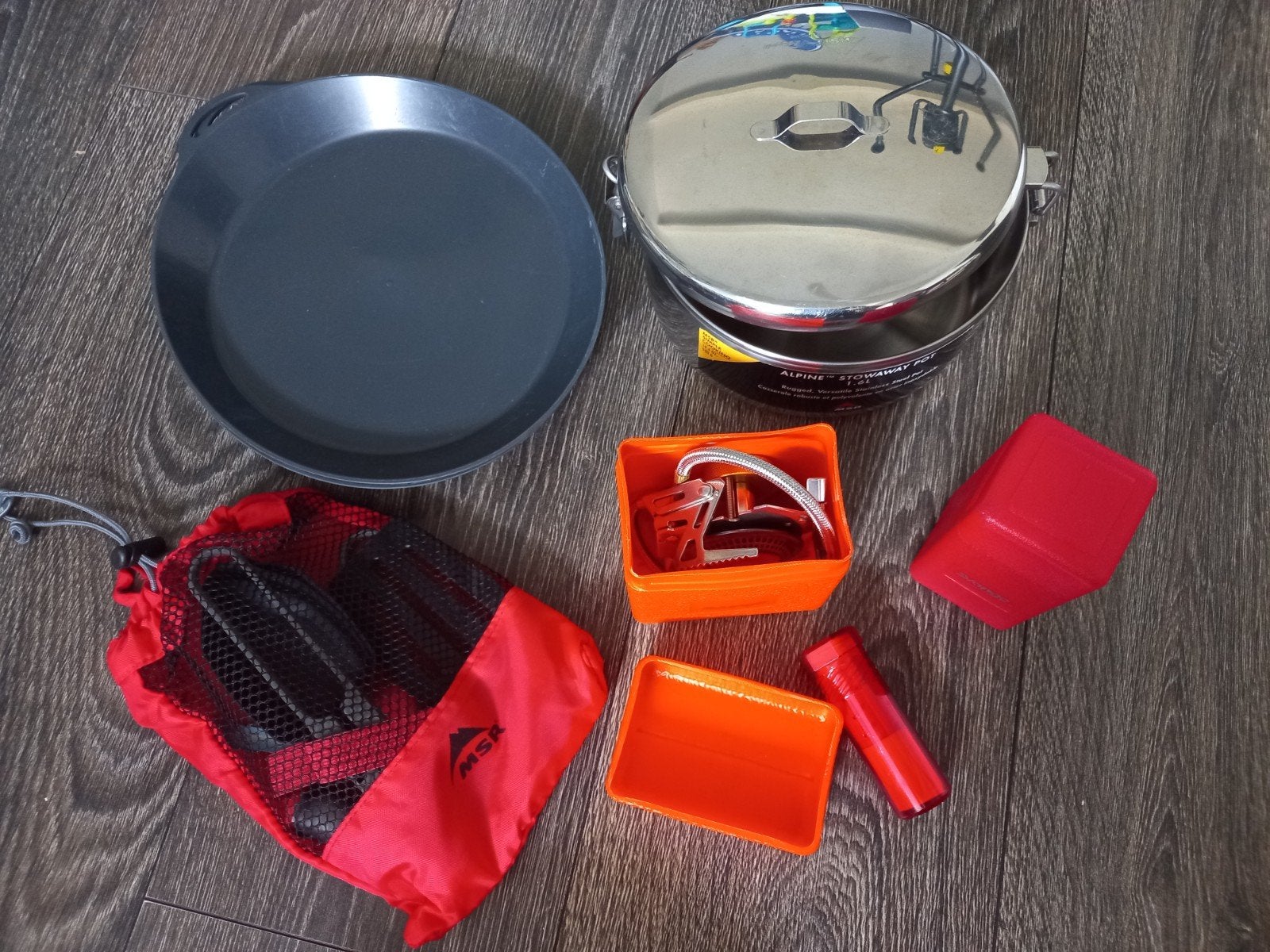 Lichtgewicht kampeerkookset, Caravans en Kamperen, Kampeeraccessoires, Ophalen of Verzenden, Zo goed als nieuw