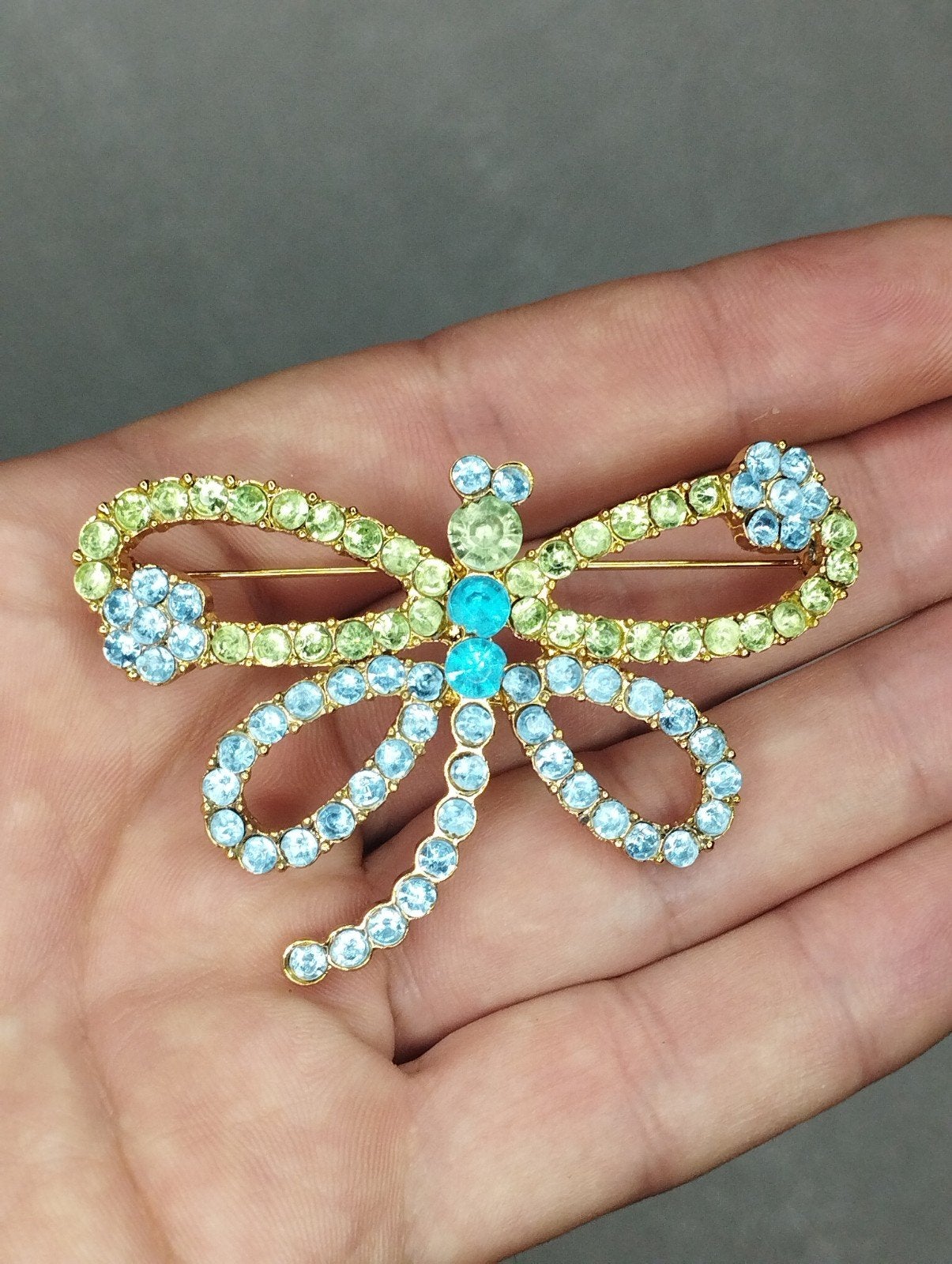Prachtige vintage libelle broche, Ophalen of Verzenden, Zo goed als nieuw, Goud, Overige materialen