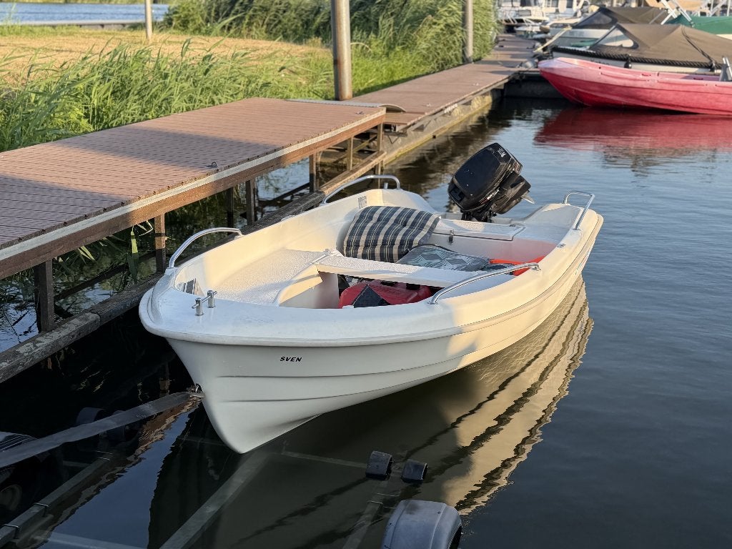 Plezier motorjacht - Hele leuke motorboot + motor + trailer!, Watersport en Boten, Overige merken, 4 m, Buitenboordmotor, 6 pk
