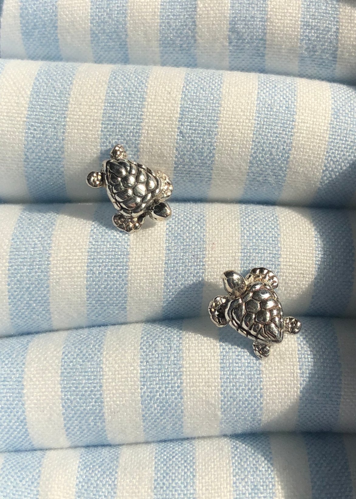 Girls love Sports zilver oorbellen schildpad Bali Kura-Kura, Ragwear, Info@girlslovesports.com, Nieuw, Ophalen of Verzenden