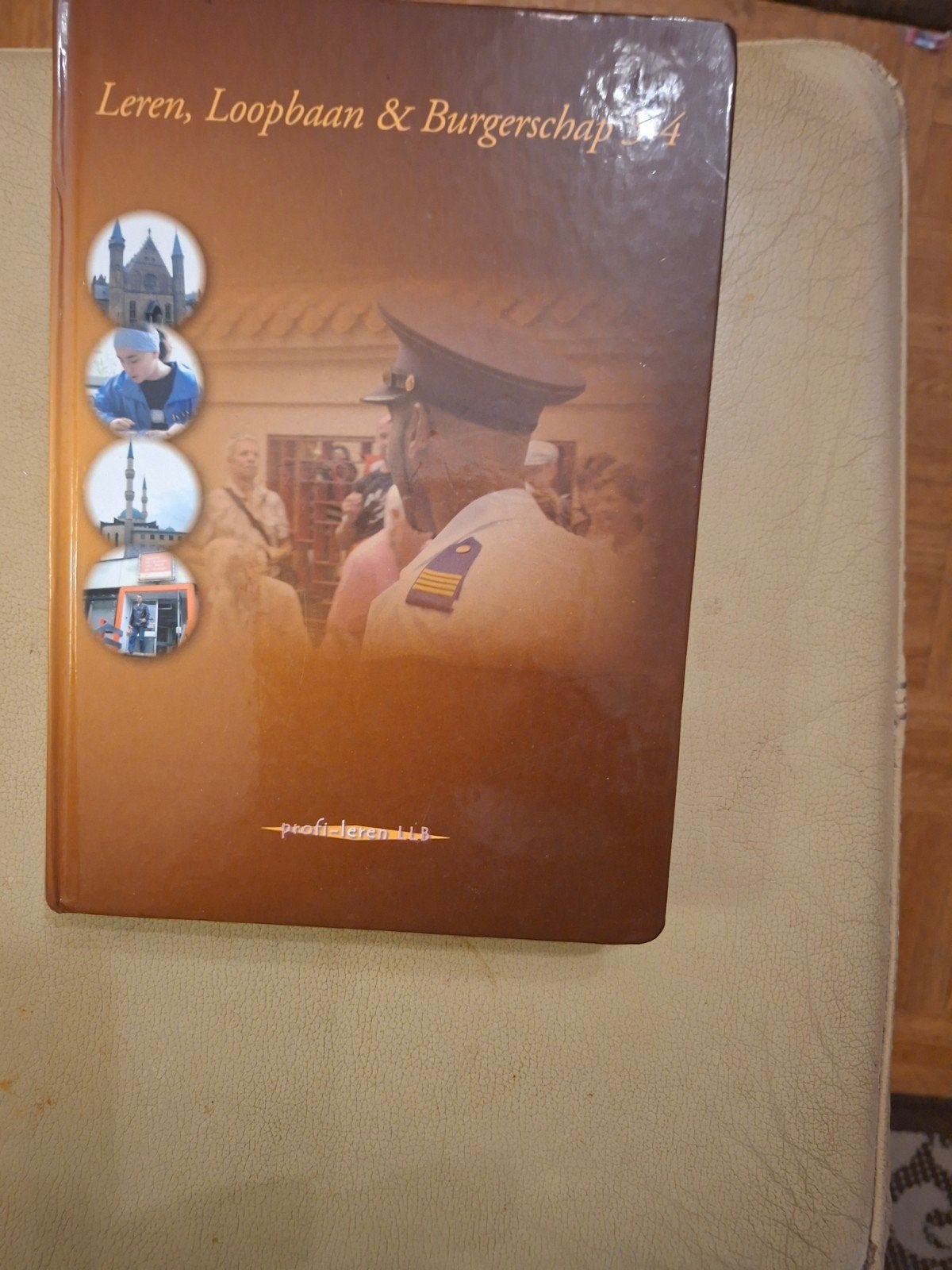 Leren, Loopbaan & Burgerschap 3-4 MBO Boek, Ophalen of Verzenden, Zo goed als nieuw, MBO, Onbekend