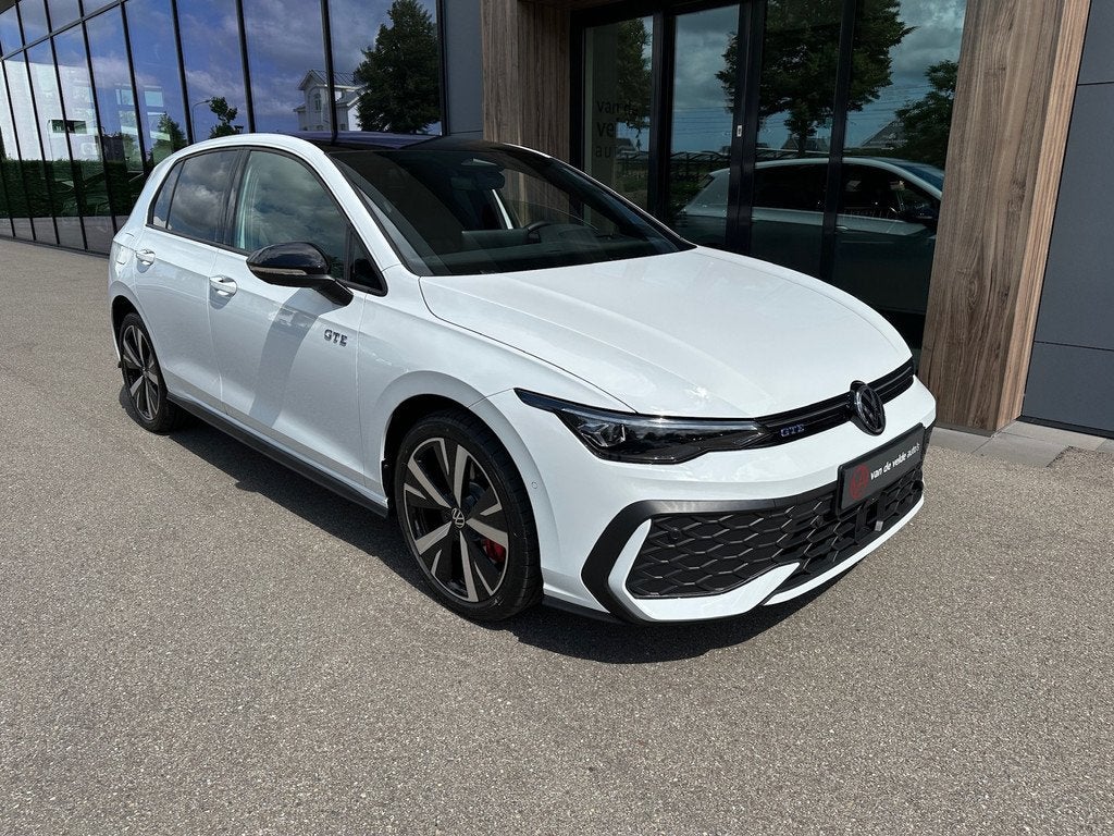 Volkswagen Golf 1.5 eHybrid GTE 272pk | Head up | Black Styl, Auto's, 12 maanden, 77 km/l, Zwart, 4 cilinders