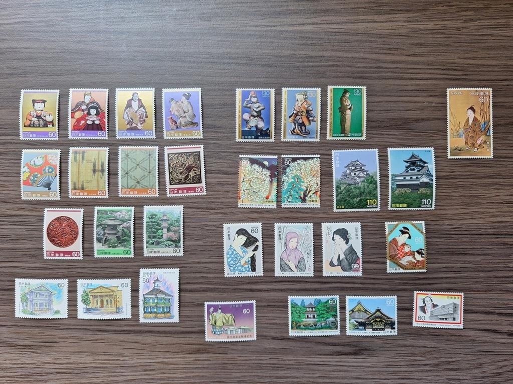 Japan, 30 verschillende, pf, Postzegels en Munten, Ophalen of Verzenden, Oost-Azië