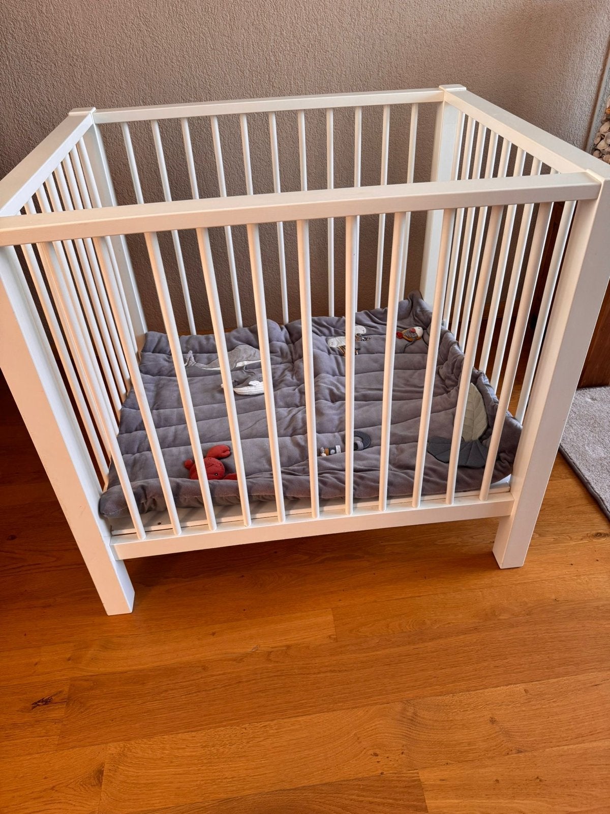 Witte box met speelkleed little dutch, Ophalen, Gebruikt, Vierkant, In hoogte verstelbaar
