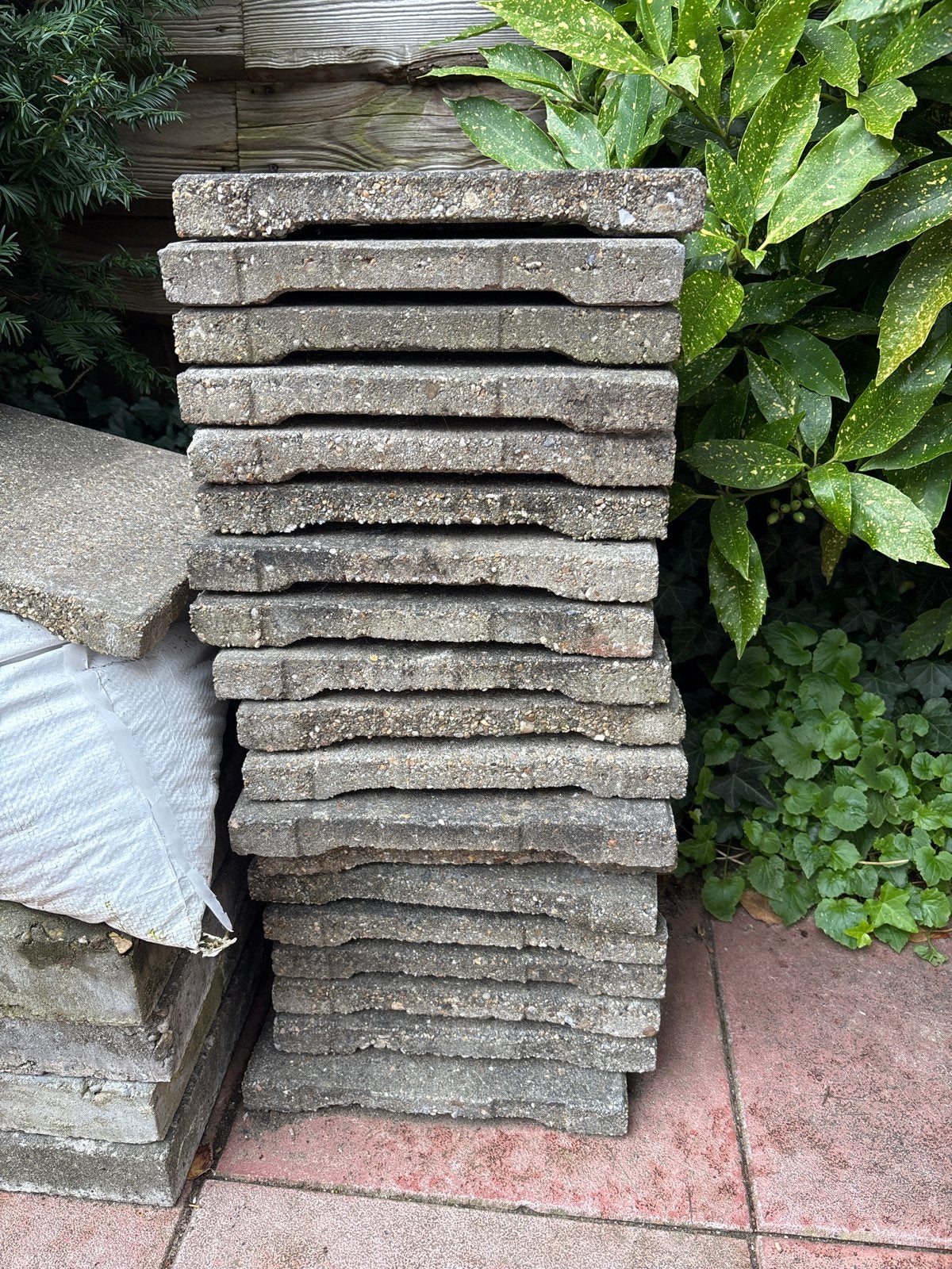 Gebruikte betonnen terrastegels  drainagetegel 30x30, Ophalen, Gebruikt, 10 m² of meer, Beton