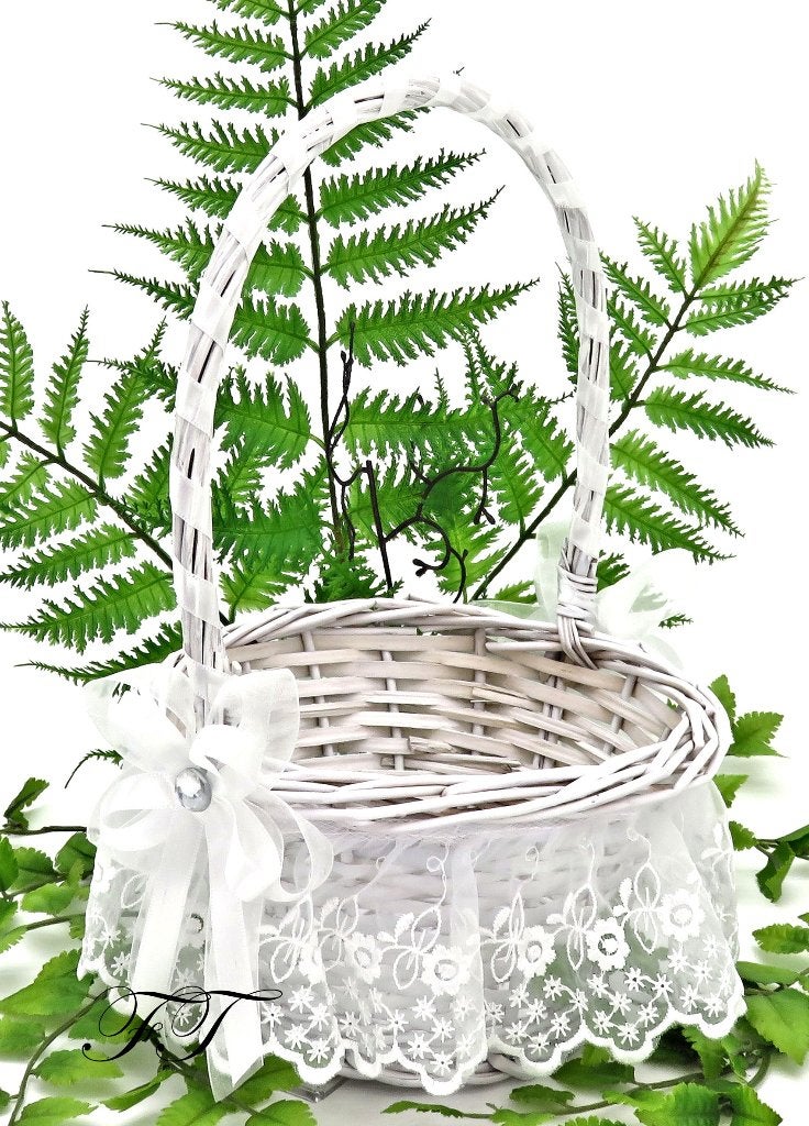 Mooie witte rieten bruidsmeisje mandje met witte versiering., Ophalen of Verzenden, Nieuw, Feestartikel, Geboorte of Huwelijk