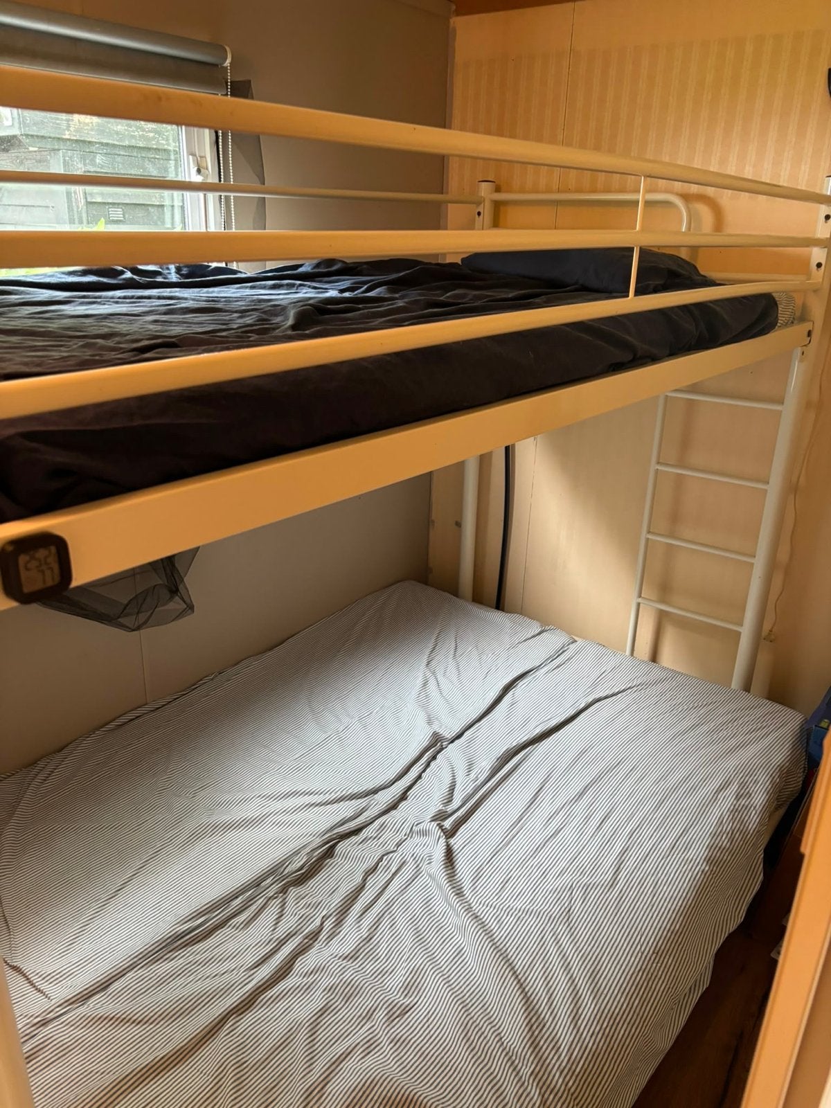 Stapelbed ( incl matras)met uitklapbaar bed 90x200 / 140x200, Ophalen, Gebruikt, Tweepersoons, 140 cm