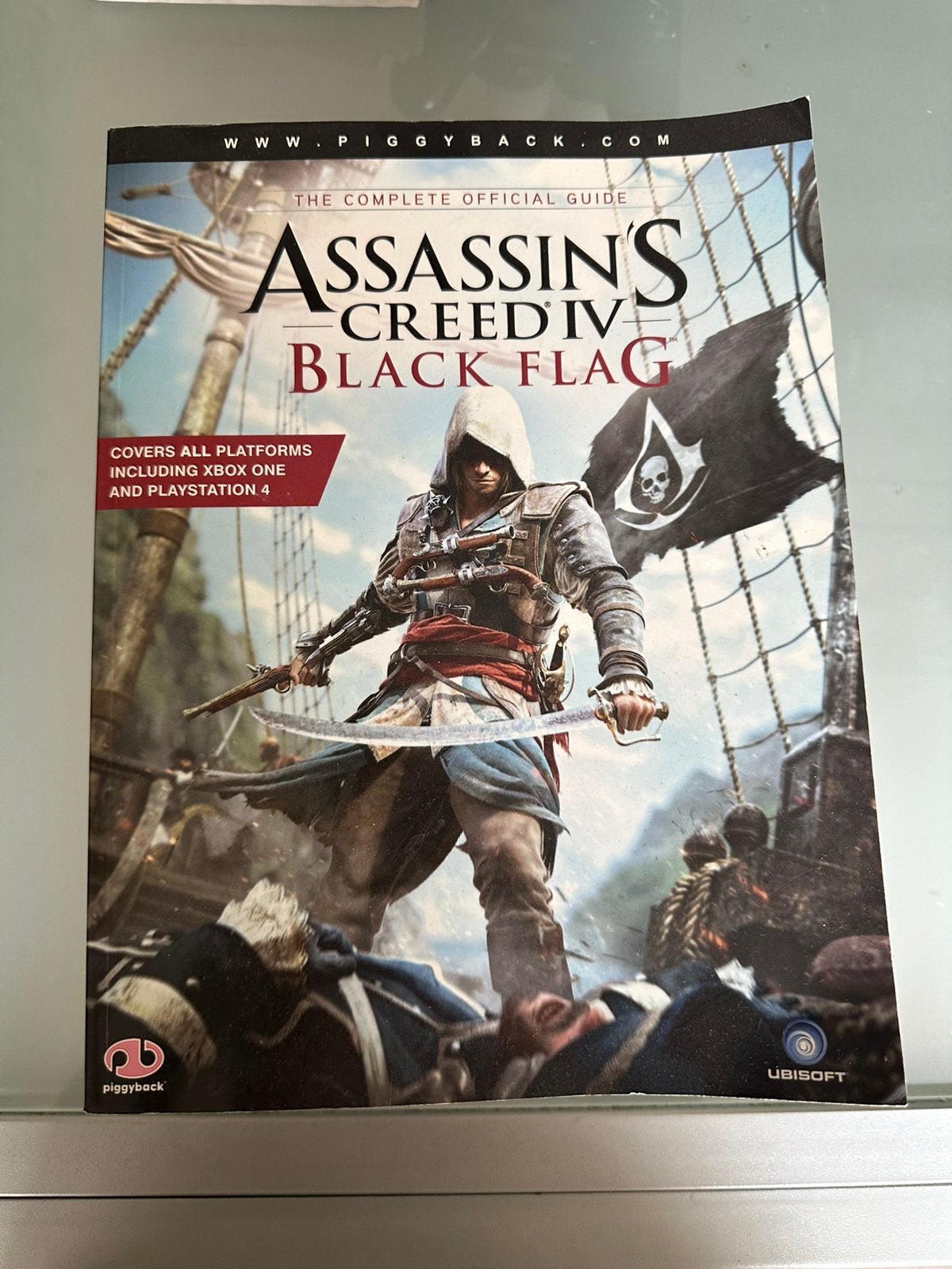 Assasins creed black flag guide book playstation, Eén stripboek, Ophalen of Verzenden, Zo goed als nieuw