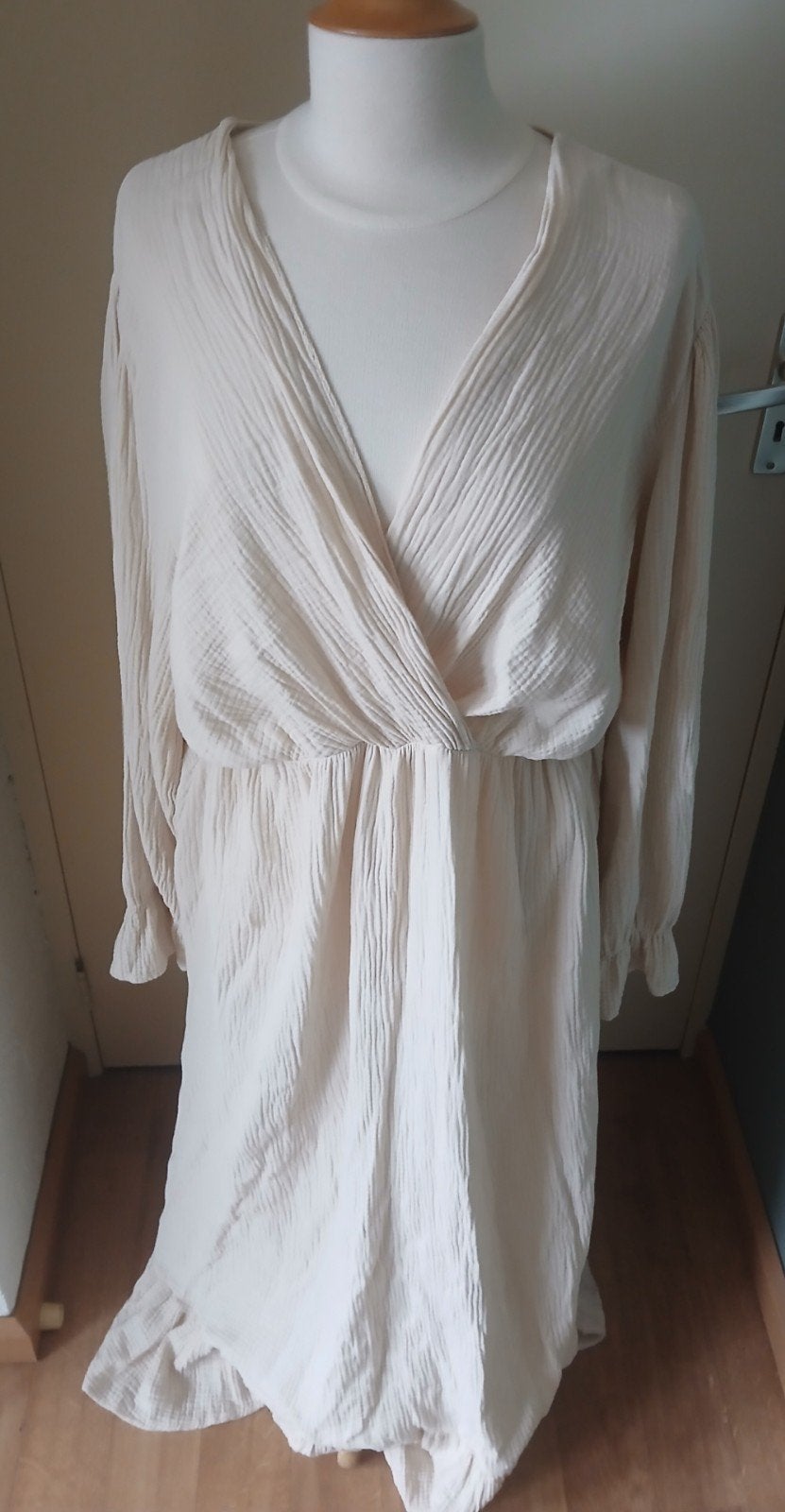 Dames lange zomerjurk - Zand kleur / beige - Most Wanted, Beige, Maat 46/48 (XL) of groter, Ophalen of Verzenden, Zo goed als nieuw