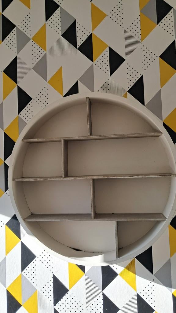 Houten wandkastje, Ophalen, Zo goed als nieuw