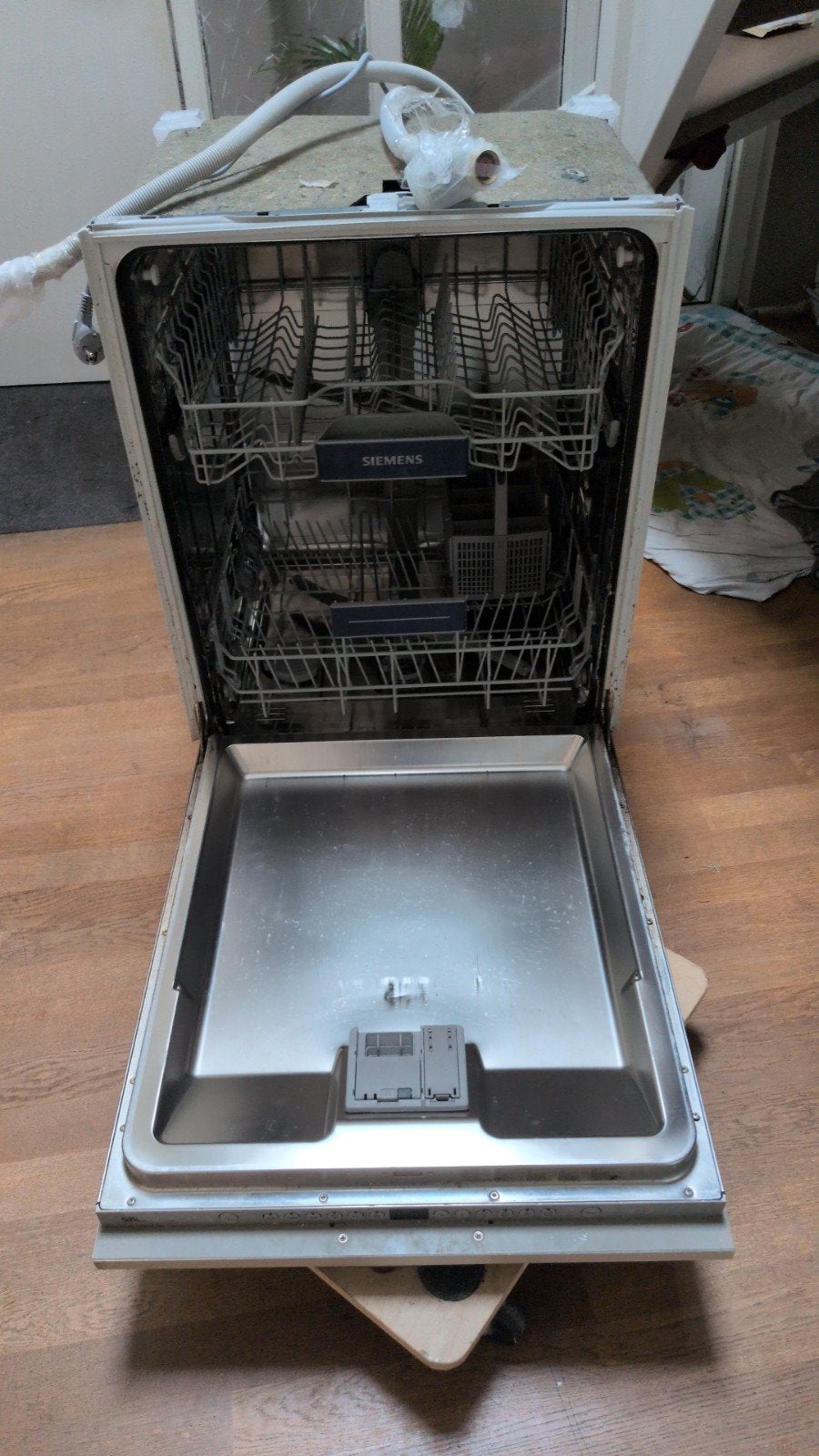 Siemens inbouw vaatwasser, Ophalen