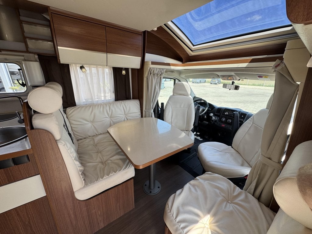 Caravans And Camping Eura