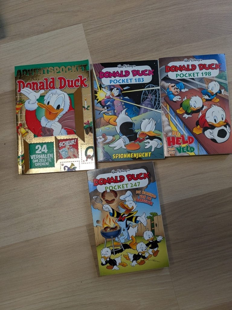 Diverse Donald Duck stripboeken, Meerdere stripboeken, Ophalen of Verzenden, Gelezen