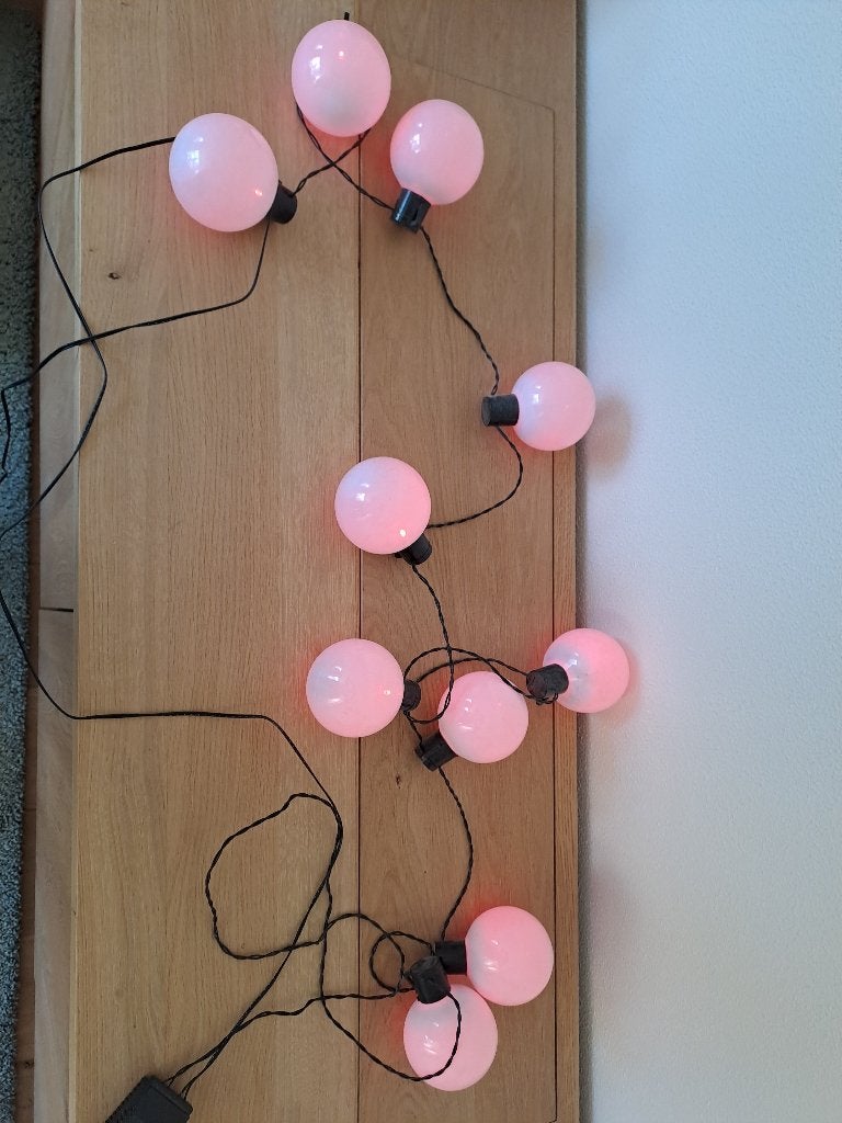Graag snel ophalen: bollen snoer gekleurde lampen, Ophalen