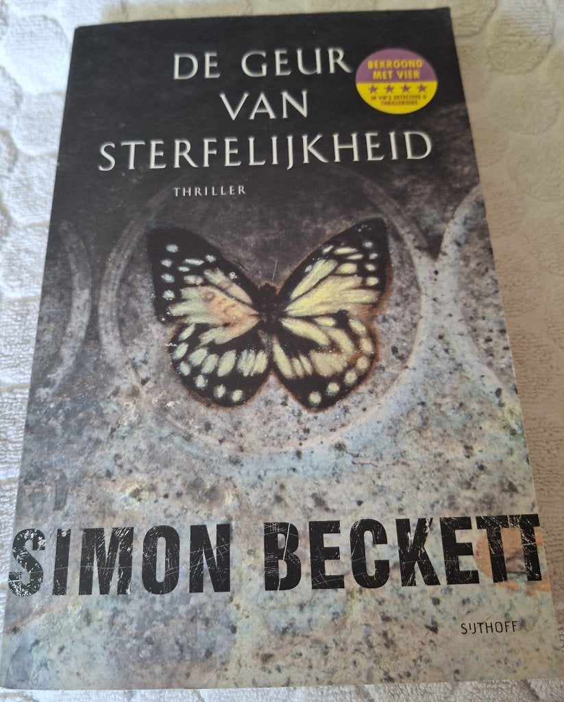 THRILLER - Simon Beckett - DE GEUR VAN STERFELIJKHEID, Boeken, Europa overig, Simon Beckett, Ophalen of Verzenden, Zo goed als nieuw