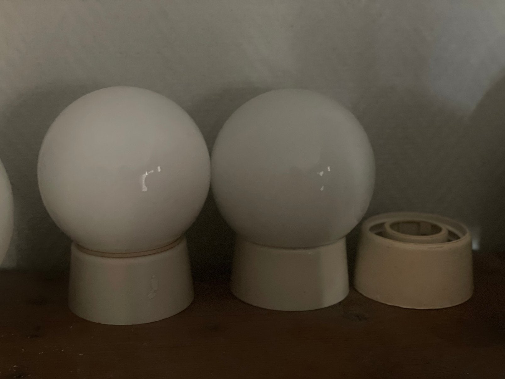 3x Schroefrand  maat S en 2 bollampen S vintage melkglas, Ophalen of Verzenden, Gebruikt, Led-lamp