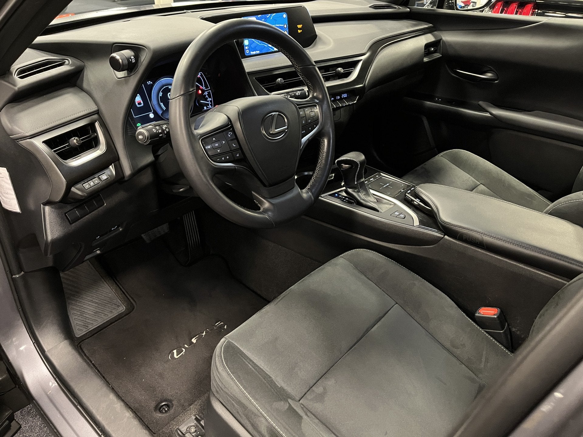 Lexus UX 250h Hybrid |First Edition | SUV-Pack | Alcantara |, Auto's, 12 maanden, Gebruikt, 4 cilinders, Alcantara