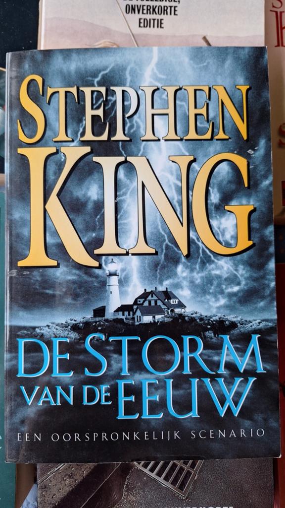 Stephen King - De storm van de eeuw, Boeken, Thrillers, Zo goed als nieuw, Ophalen