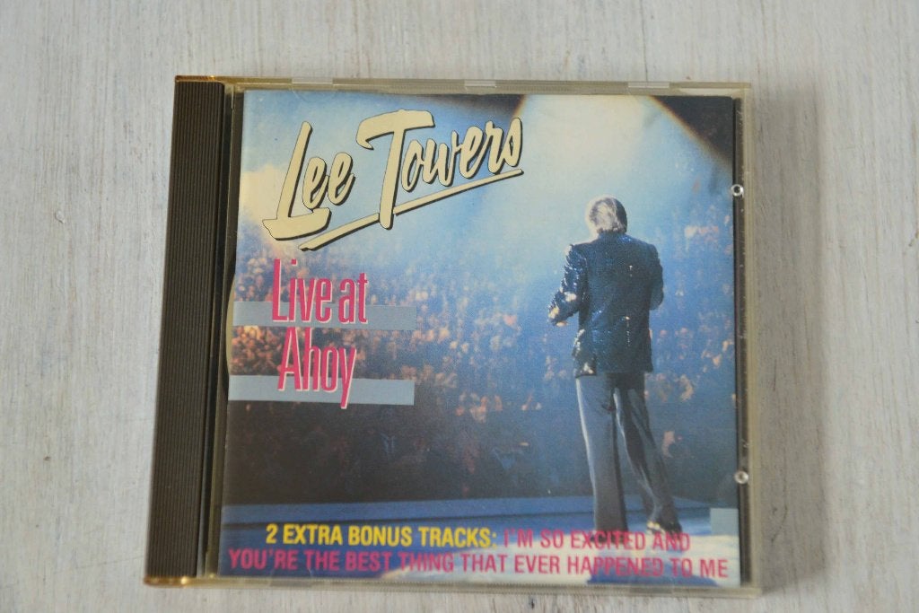 LEE TOWERS == Liva at AHOY + 2 Bonus Tracks, Inclusief boekje, Zo goed als nieuw, Live-album, Verzenden