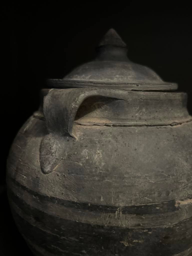 Chinees aardewerk kruikje met deksel sober sleets Aziatisch, Antiek en Kunst, Ophalen of Verzenden