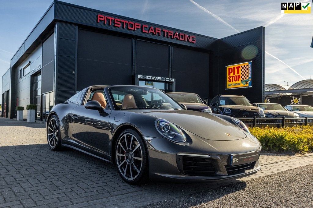 Porsche 911 991.2 3.0 Targa 4S, Carbon, 18-wegs NL Auto, Chr, Auto's, Gebruikt, Euro 6, Cabriolet, 4 stoelen