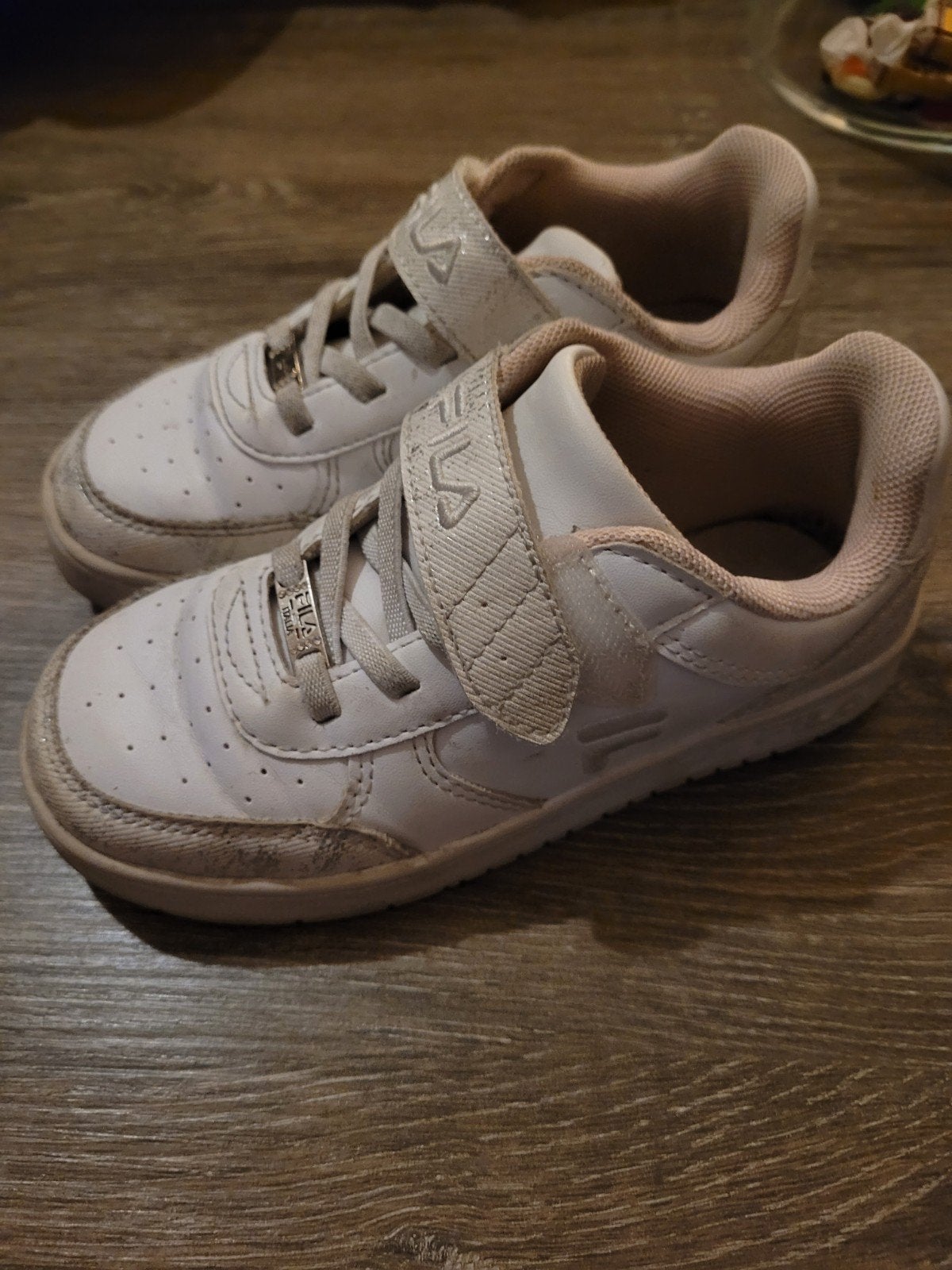 Fila meisjes gymschoenen maat 30, Kinderen en Baby's, Ophalen of Verzenden
