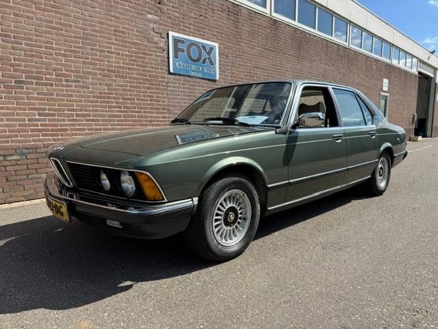 BMW 745i turbo 1981 Groen, Auto's, BMW, Particulier, 7-Serie, Benzine, Sedan, Geïmporteerd, Groen, Beige, Velours, Achterwielaandrijving
