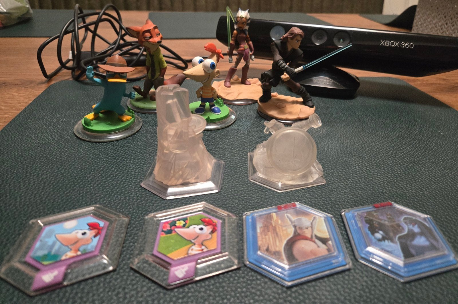 Disney Infinity figuren en Kinect XBOX 360, Avontuur en Actie, Gebruikt, 2 spelers, Ophalen of Verzenden