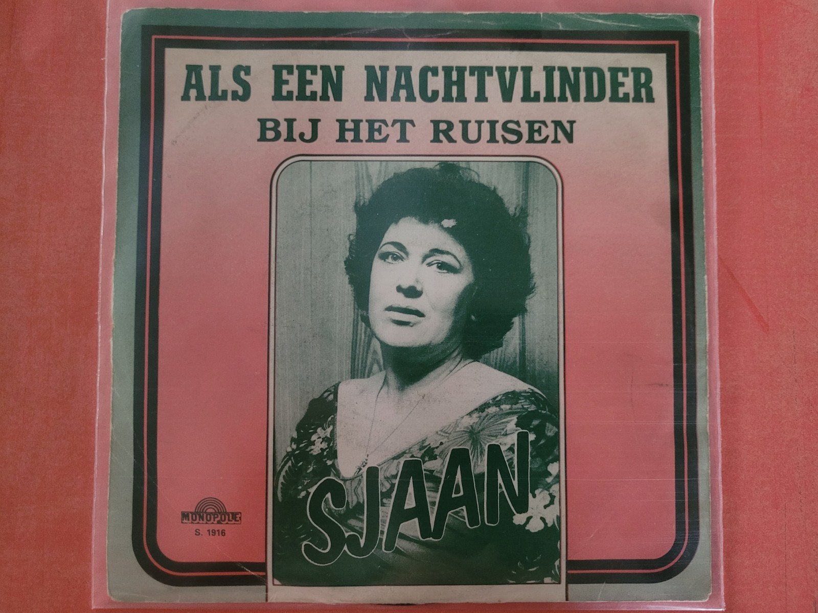 Sjaan - Als een nachtvlinder - Bij het ruisen., Ophalen, Zo goed als nieuw, Overige formaten, Levenslied of Smartlap