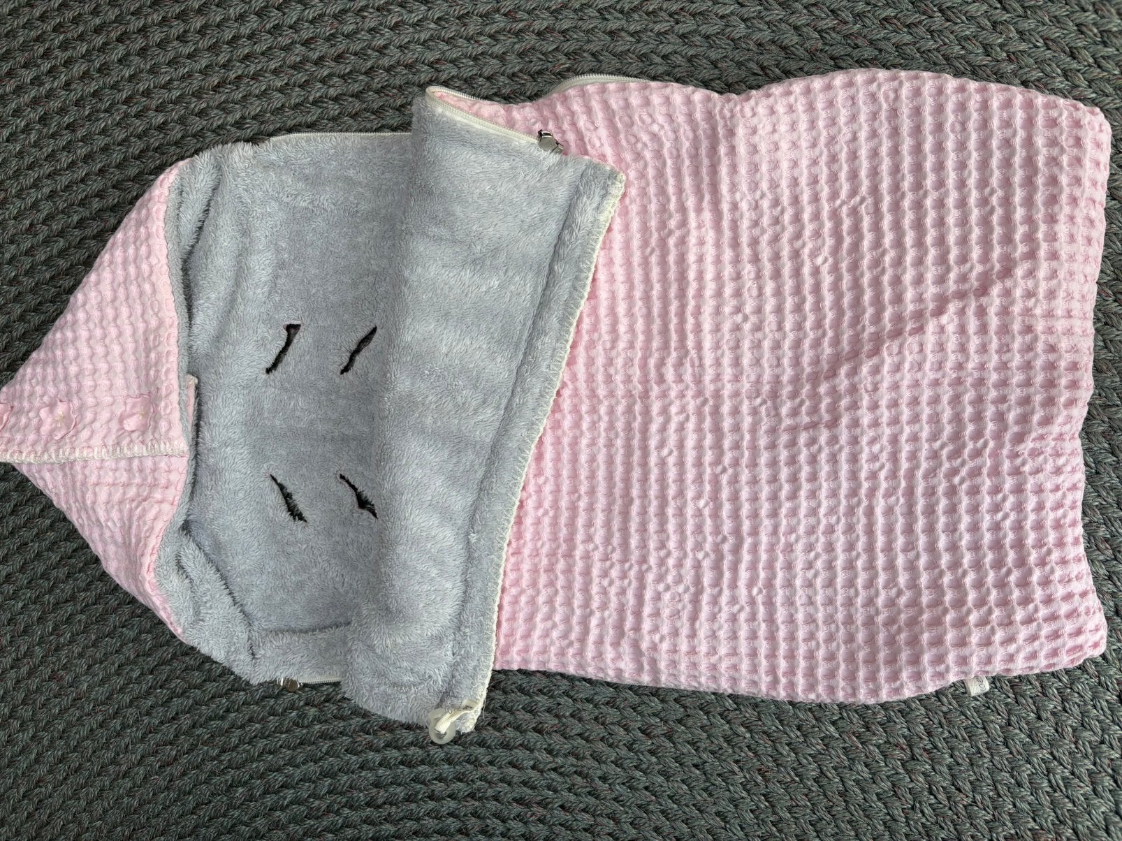 Koeka wafel voetenzak roze voor Maxi Cosi, Ophalen, Gebruikt, Koeka, Dubbele rits