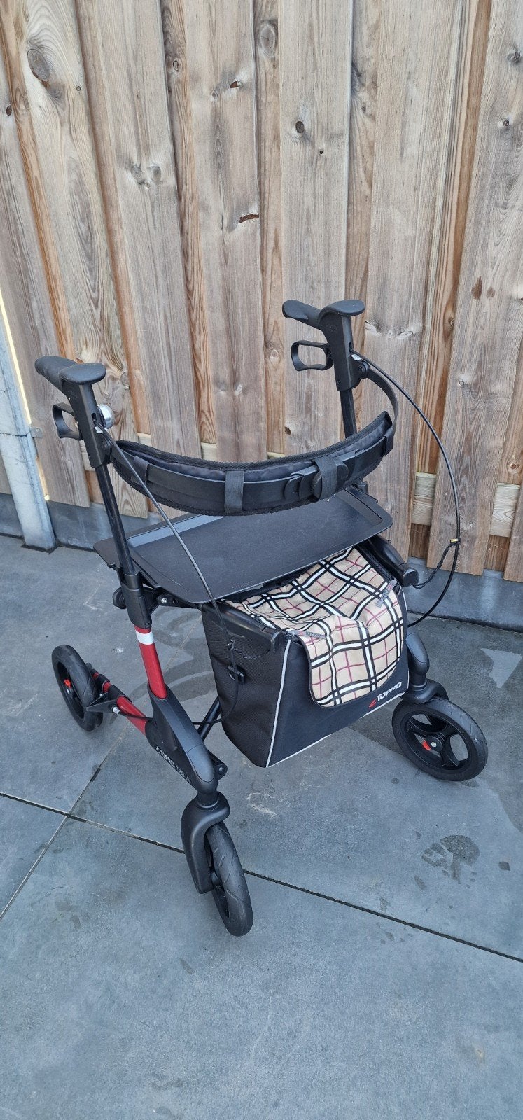 Toppro Troja 2G maat s Rollator nette staat incl rugsteun, Ophalen, Zo goed als nieuw