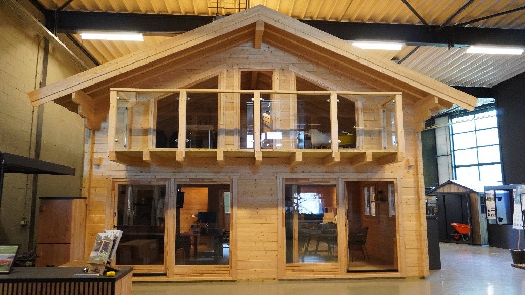 Groot Chalet Breda 700x850 cm NIEUW, Ophalen, 3 ramen of meer, Overige typen, Zo goed als nieuw