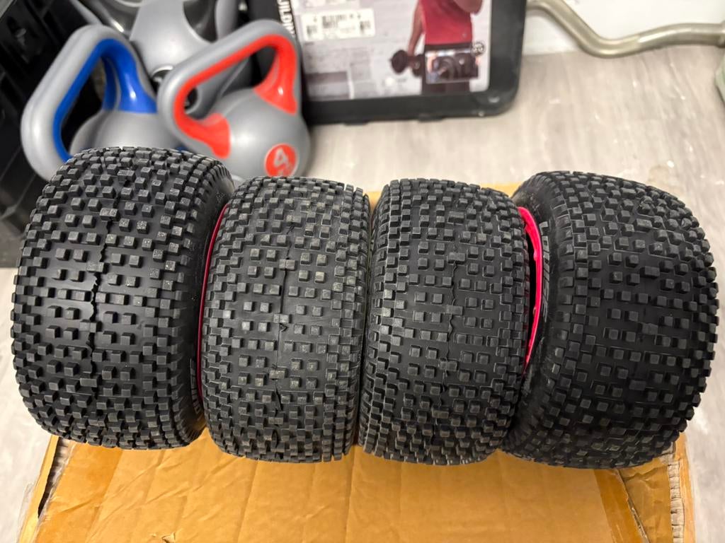 4x achterbanden plus velgen hpi baja, Ophalen, Overige schalen, Benzine, Auto offroad