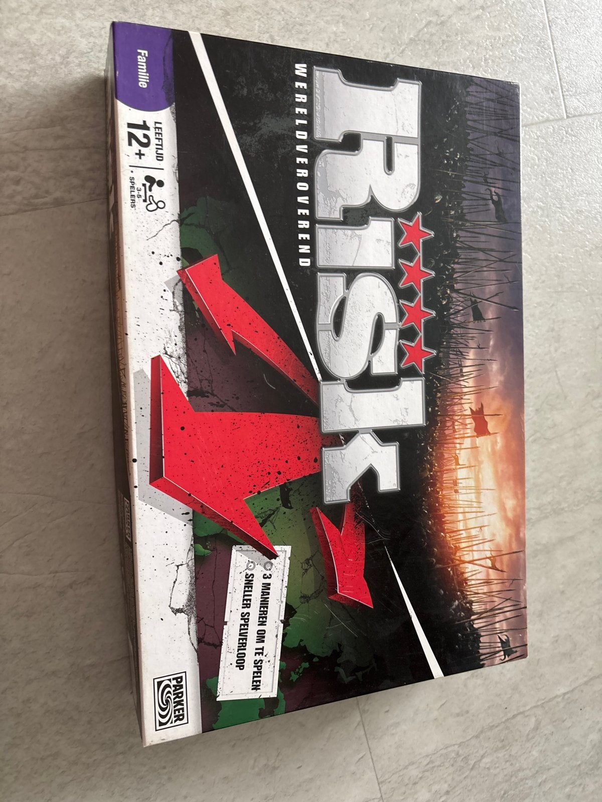 Risk Wereldveroverend Bordspel - Klassiek Strategisch Spel, Drie of vier spelers, Ophalen, Gebruikt