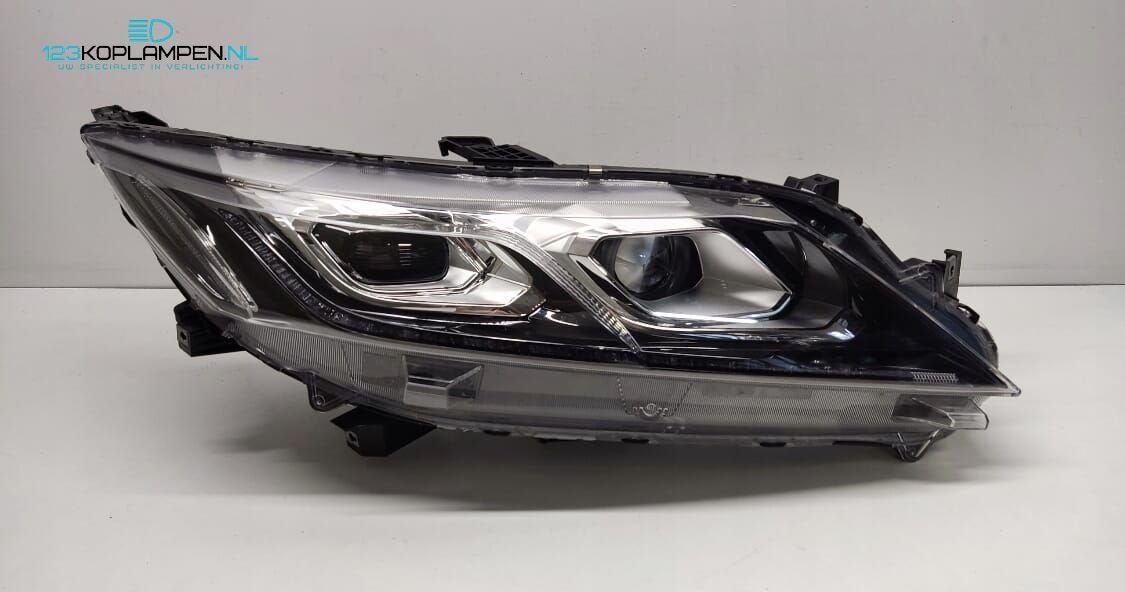 Mitsubishi Eclipse Cross Led koplamp rechts, Gebruikt, -, -, Ophalen of Verzenden