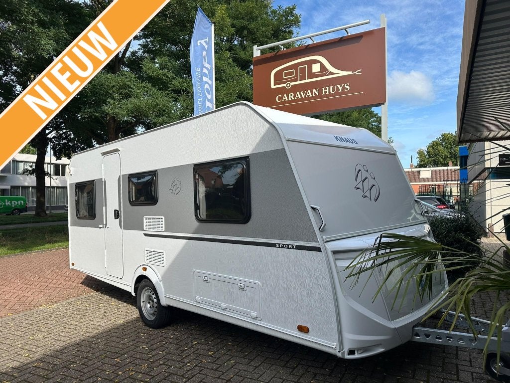 Knaus Sport 500 EU | 1.800 kg | Plus Pakket | Nieuw, Caravans en Kamperen, Ringverwarming, Bedrijf, 5 tot 6 meter, Knaus