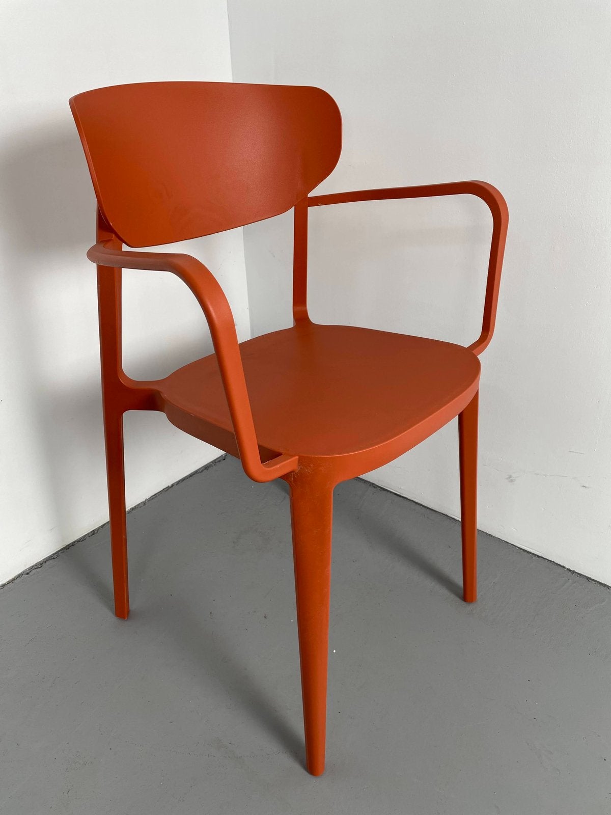 8x Nieuwe design stapelstoelen met armleuningen - steenrood, Ophalen, Kunststof, Overige kleuren, Nieuw