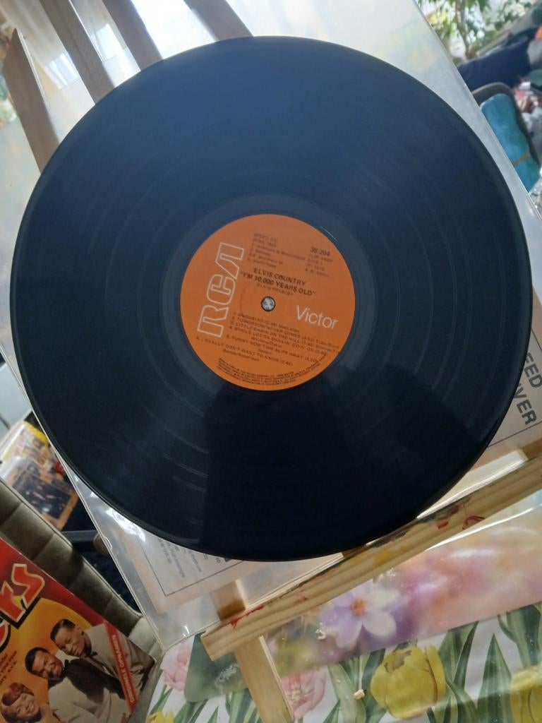 Elvis Presley - Elvis Country "I'm 10,000 Years Old" LP, Ophalen of Verzenden