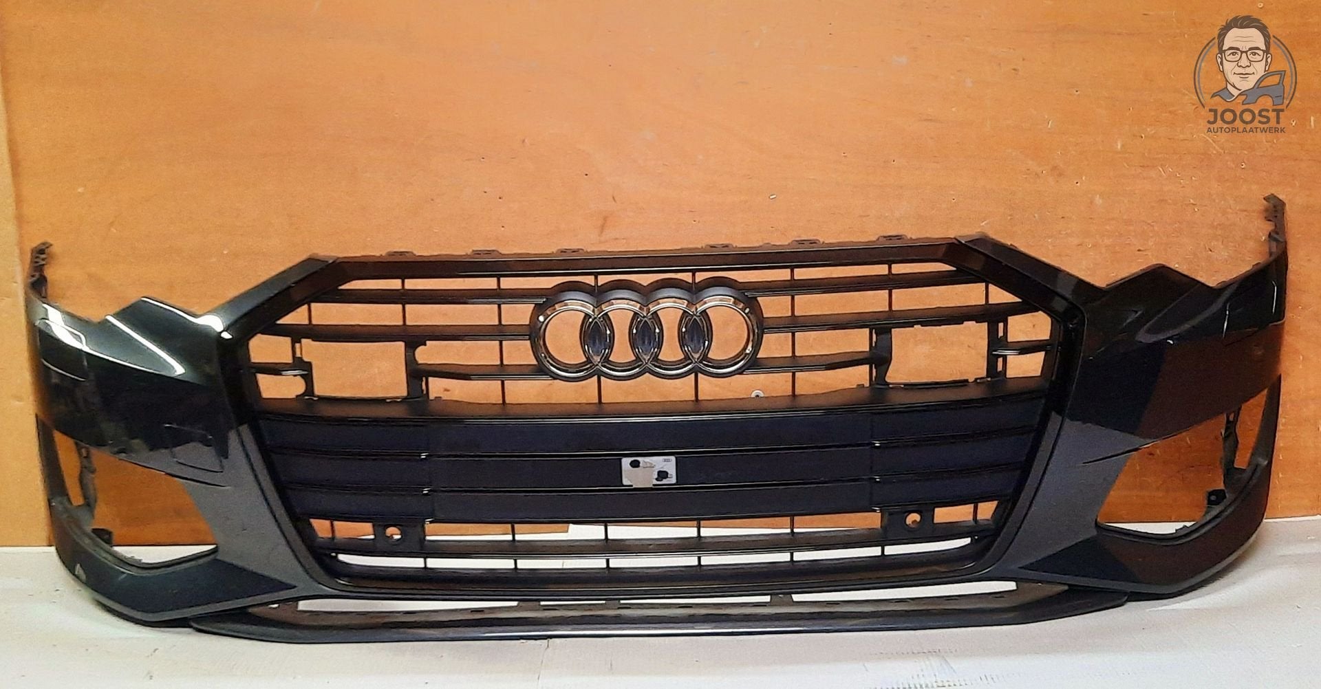 Voorbumper orgineel Audi A6 C8 v.a 2018 KLS radar 4K0807437, Voor, Herkomst onderdeel bekend, -imprint@audi.de, -Auto-Union-Strasse 1, 75057 Ingolstadt, Duitsland
